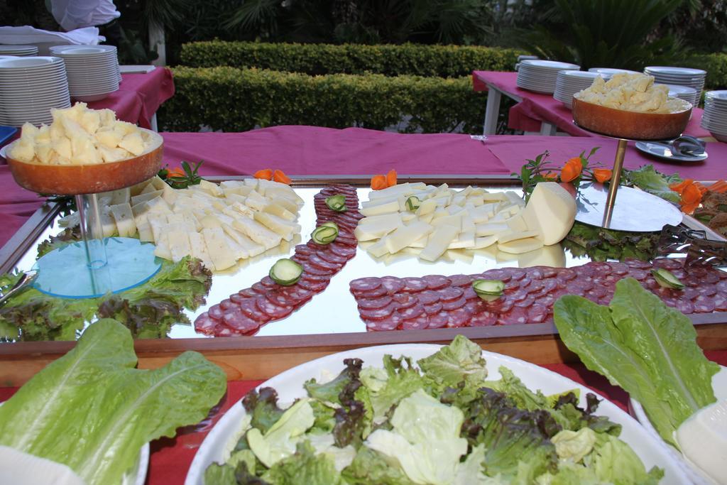 Hotel Garden Cattolica Extérieur photo