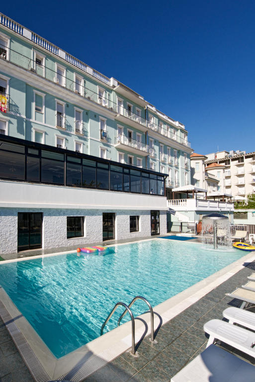 Hotel Garden Cattolica Extérieur photo